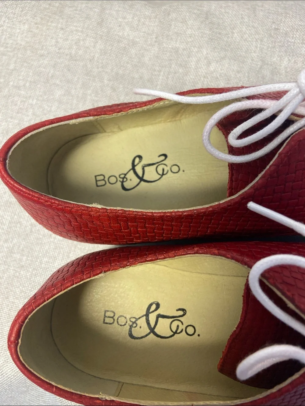 Bos. & Co. Lando Women’s Red Leather Lace-Up Platform Shoes, EU 39.